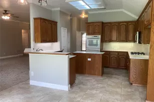 2305 Hickory Leaf Ln, Flower Mound, TX 75022 - Photo 13