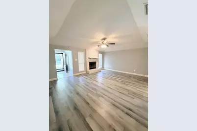 5611 Autumn Wheat Trail, Arlington, TX 76017 - Photo 3