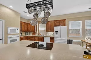 12045 Lante Cir, Frisco, TX 75033 - Photo 9