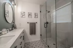 10866 Cassandra Way, Dallas, TX 75228 - Photo 11