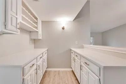 2122 Foxcroft Lane, Arlington, TX 76014 - Photo 7