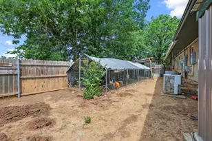1231 Oak Dr, Denison, TX 75020 - Photo 29