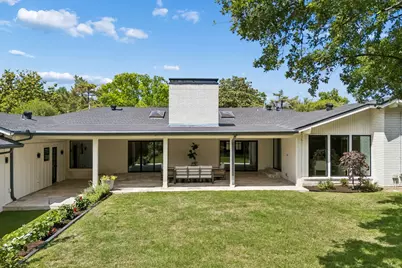 7424 Stonecrest Drive, Dallas, TX 75254 - Photo 33
