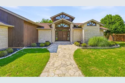 624 Williamsburg Court, Granbury, TX 76048 - Photo 1
