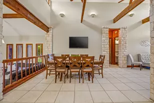 624 Williamsburg Ct, Granbury, TX 76048 - Photo 9