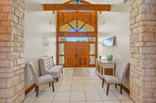 624 Williamsburg Ct, Granbury, TX 76048 - Photo 7
