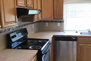 2622 Meadowview Dr, Arlington, TX 76016 - Photo 5