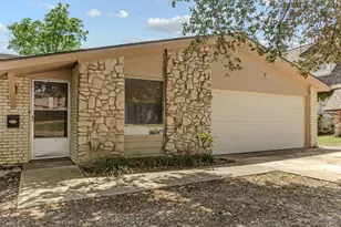 5732 Bonnie Wayne St, Haltom City, TX 76117 - Photo 3