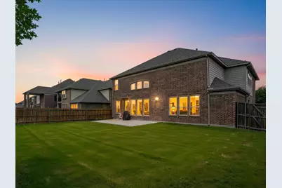 2827 Mariposa Drive, Grand Prairie, TX 75054 - Photo 33
