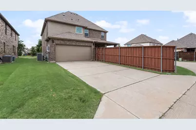 9814 Gristmill Lane, Frisco, TX 75035 - Photo 37