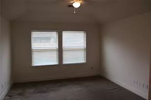 1700 Zebra Finch Dr, Little Elm, TX 75068 - Photo 5