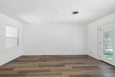 9005 Clearwater Drive, Dallas, TX 75243 - Photo 7