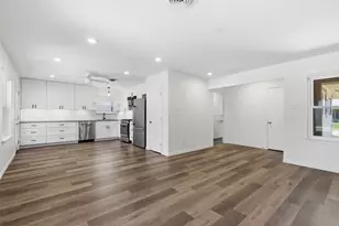 9005 Clearwater Dr, Dallas, TX 75243 - Photo 9