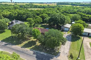 2701 Rolling Hills Dr, Sherman, TX 75092 - Photo 5