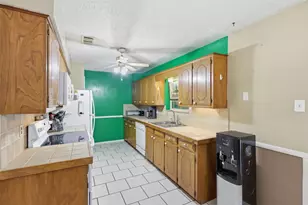 2701 Rolling Hills Dr, Sherman, TX 75092 - Photo 13