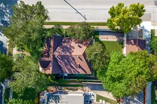 725 Newell Ave, Dallas, TX 75223 - Photo 3