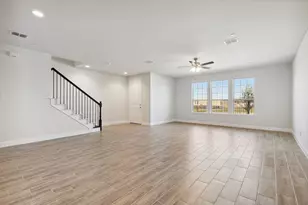 6028 Bursey Rd, Watauga, TX 76148 - Photo 5
