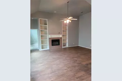 701 Shady Meadow Lane, Glenn Heights, TX 75154 - Photo 3