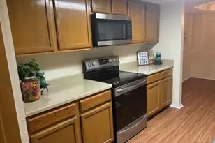 4371 Hulen Cir E, Fort Worth, TX 76133 - Photo 3