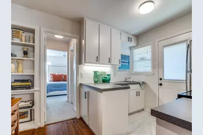 406 N Montreal Avenue, Dallas, TX 75208 - Photo 15