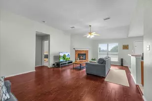 6926 Meadow Bend Dr, Arlington, TX 76002 - Photo 7