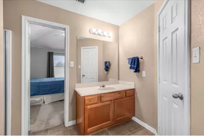 6926 Meadow Bend Drive, Arlington, TX 76002 - Photo 23