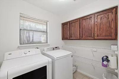 2850 Creekwood Drive, Grapevine, TX 76051 - Photo 29