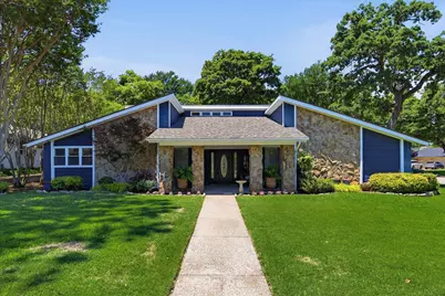 2850 Creekwood Drive, Grapevine, TX 76051 - Photo 1