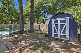 2850 Creekwood Dr, Grapevine, TX 76051 - Photo 35