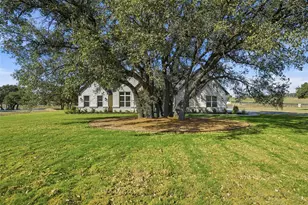 104 Trace Dr, Weatherford, TX 76087 - Photo 3