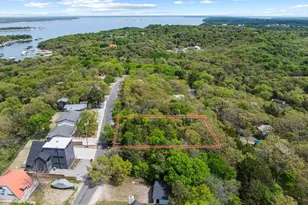 226 Cambridge Dr, Pottsboro, TX 75076 - Photo 1