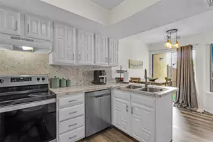 821 Dublin Dr, Richardson, TX 75080 - Photo 11