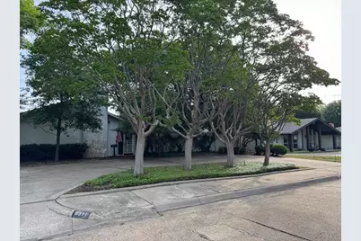 6311 Danbury Lane, Dallas, TX 75214 - Photo 3