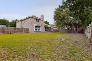 704 Shady Meadow Ln, Glenn Heights, TX 75154 - Photo 35