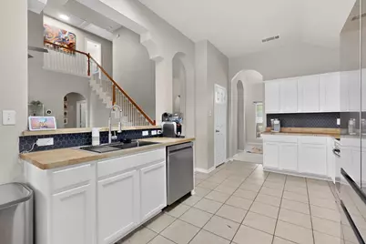 704 Shady Meadow Lane, Glenn Heights, TX 75154 - Photo 13