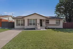 2302 Lagoon Dr, Mesquite, TX 75150 - Photo 1