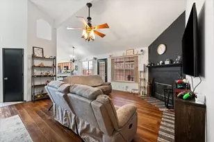 6716 Copperwood Ct, Arlington, TX 76001 - Photo 9