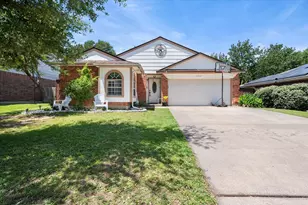 6716 Copperwood Ct, Arlington, TX 76001 - Photo 1
