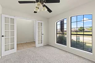 525 Destin Dr, Fort Worth, TX 76131 - Photo 5