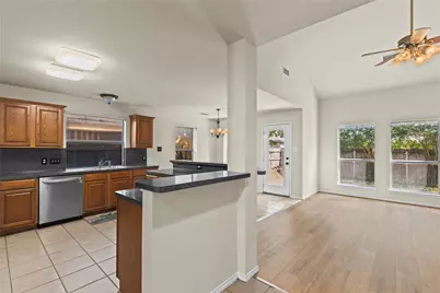 525 Destin Drive, Fort Worth, TX 76131 - Photo 7