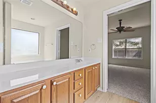 525 Destin Dr, Fort Worth, TX 76131 - Photo 21