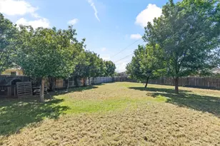 525 Destin Dr, Fort Worth, TX 76131 - Photo 37
