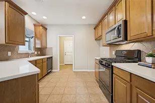 8925 Trolley Trail, McKinney, TX 75070 - Photo 9