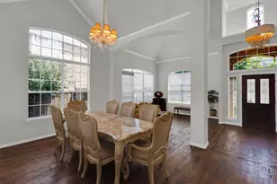 2326 Balleybrooke Dr, Lewisville, TX 75077 - Photo 9