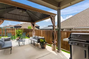 518 N Eagle Pt Rd, Van Alstyne, TX 75495 - Photo 33