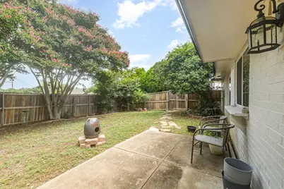 1700 Delaford Circle, Carrollton, TX 75007 - Photo 25