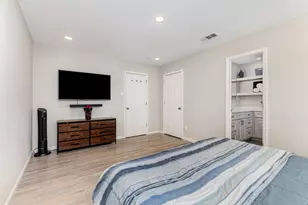 1700 Delaford Cir, Carrollton, TX 75007 - Photo 17