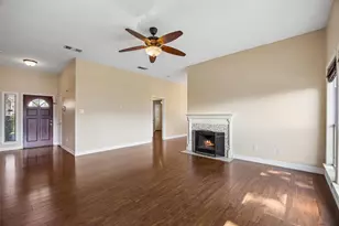 2117 Oak Bend Ln, Garland, TX 75040 - Photo 5