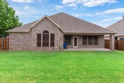 219 Boardwalk Avenue, Waxahachie, TX 75165 - Photo 5