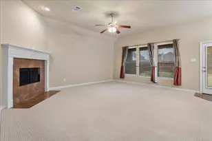 219 Boardwalk Ave, Waxahachie, TX 75165 - Photo 9